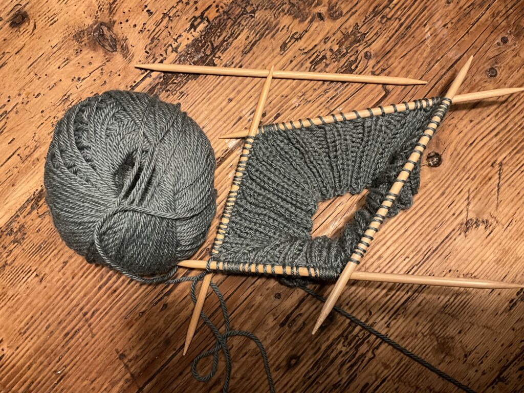 Herrenmütze XXL Strickanleitung